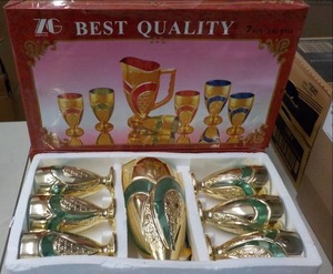lot 328 image: ZGBest Quality 7 pc Green  and Gold...