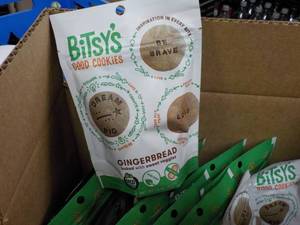 lot 355 image: Case of 12 Bitsys Gingerbread Cook...
