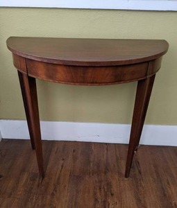 Half Moon Accent Table with Tapered Legs