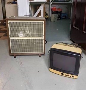 Vintage Titan Dual HeaterFan & 9 Magnavox TV