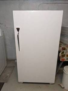 JC Penney Upright Freezer