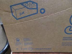 lot 9 image: Scott Toilet Paper