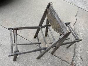 lot 87 image: Vintage Wooden Folding Bench