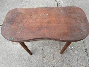 lot 93 image: Vintage Single Drawer Wooden Table