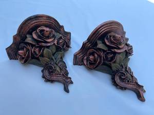 lot 97 image: Dick Hsiao Floral Themed Copper Colored Wall Mount Sconces