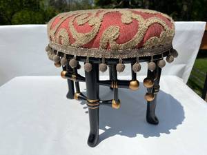 lot 117 image: Ornate Padded Foot Stool