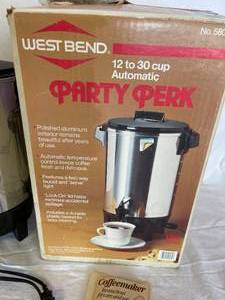 lot 132 image: West Bend 12 to 30 Cup Party Perk Coffee Maker