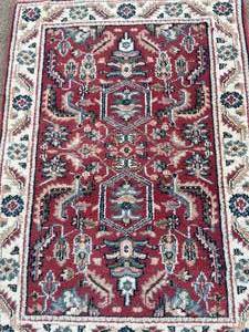lot 138 image: Vibrant Color Throw Rug