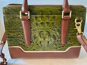 lot 189 image: New Brahmin Handbag with Tags and Dust Cover