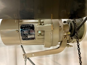 lot 204 image: Industrial Juki MO 2500 Series #2512 Class DD6-500 Serger Sewing Machine with a Tuffy VII Clutch Motor