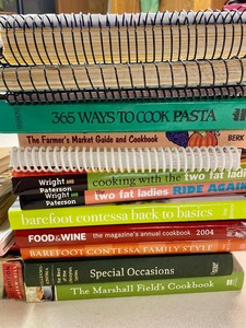 lot 39 image: Cookbooks