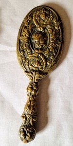 lot 31 image: Pair Oof Ornate Vintage Gold Vanity Mirrors