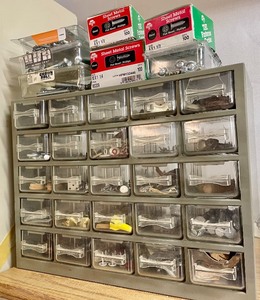 lot 272 image: Nail and Screw Organizer