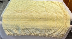 lot 292 image: Yellow Fringed Chenille BlanketBedspread