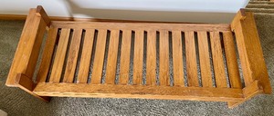 lot 28 image: Wonderful Wooden Bench