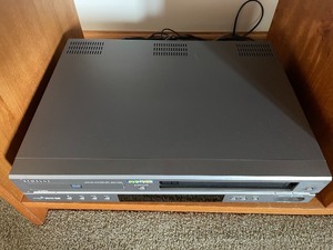 lot 32 image: Samsung DVDVHS Player