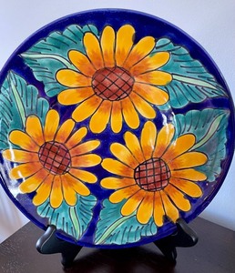 lot 92 image: 5 Mexican Pottery Plates