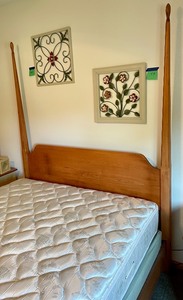 lot 64 image: Fabulous Four Post Queen Bed