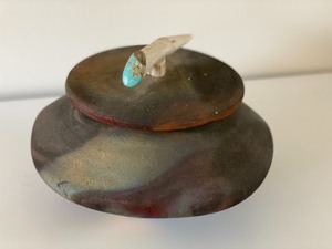 lot 10 image: Stunning Raku Lidded Jar