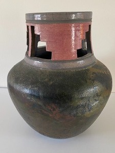 lot 9 image: Beautiful Raku Pottery VaseVessel