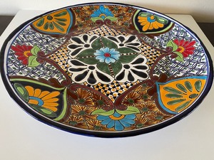 lot 67 image: Large Beautiful Mexican Pottery Platter
