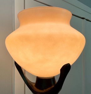 lot 58 image: Fantastic Floor Lamp