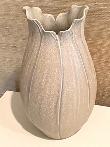 lot 38 image: Richard Vincent Porcelain Vase