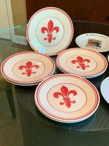 lot 121 image: Decorative Luncheon Plates
