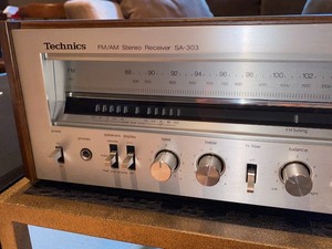 lot 146 image: Technics Receiver SA- 303