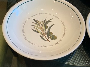 lot 151 image: Four Williams & Sonoma Pasta Bowls