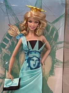 lot 169 image: Barbie- Statue of Liberty - Pink Label- New in Package