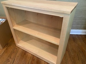 lot 189 image: Maple (Room and Board) Bookcase Woodwind