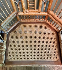 lot 209 image: Unique Rattan Chair Beautiful Design