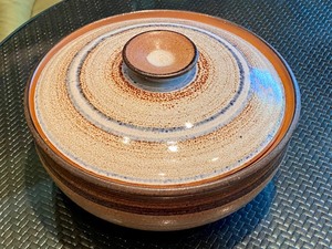 lot 226 image: Lidded Pottery Dish
