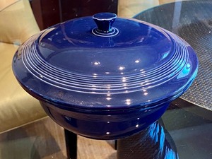 lot 238 image: Royal Blue Fiesta Covered Dish