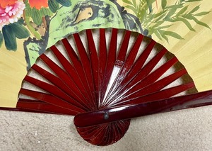 lot 301 image: Large Decorative Fan