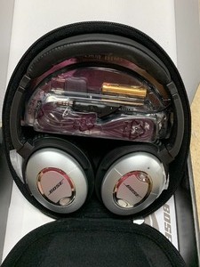 lot 263 image: New Bose QC 15 Nose Cancelling Headphones