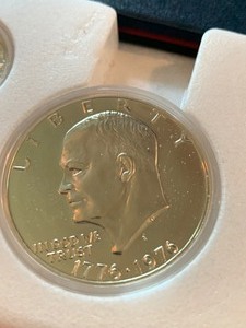 lot 347 image: US 1974 Eisenhower Dollar Coin (Proof) and 1776-1976 Three Coin Set (Proof)