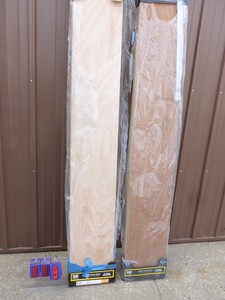 Qty of 2 Bifold doors. Appears new. As shown.