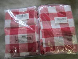 lot 37 image: 2 Checked Table Runners 16x108 inch...