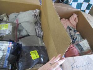 lot 54 image: Box of Assorted Curtains and Pillow...