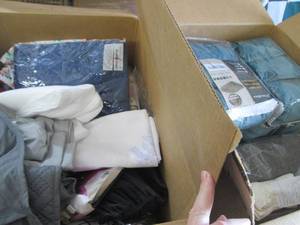 lot 59 image: Box of Pillow Cases & Furniture Cov...