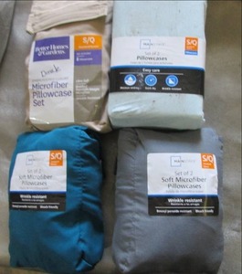 lot 63 image: 4 Sets of 2 Standard Pillow Cases...
