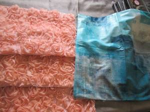 lot 102 image: 5 Assorted Pillow Covers...