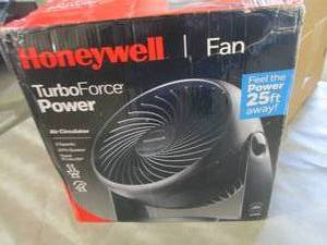 lot 146 image: Honeywell TurboForce Power Retail $...