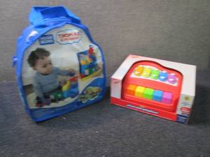 lot 267 image: Mega Bloks, Piano...