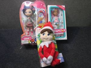 lot 268 image: 2 Dolls, Elf on the Shelf...