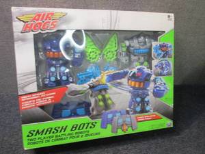 lot 277 image: Smash Bots...