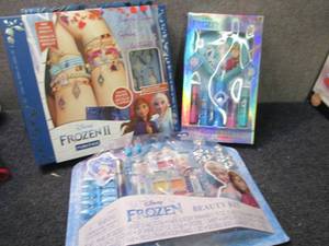 lot 295 image: 3 Frozen Sets...