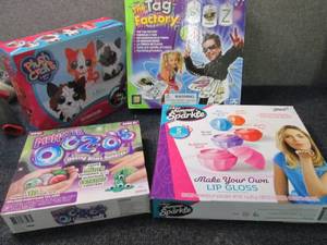 lot 305 image: 4 Craft Sets...